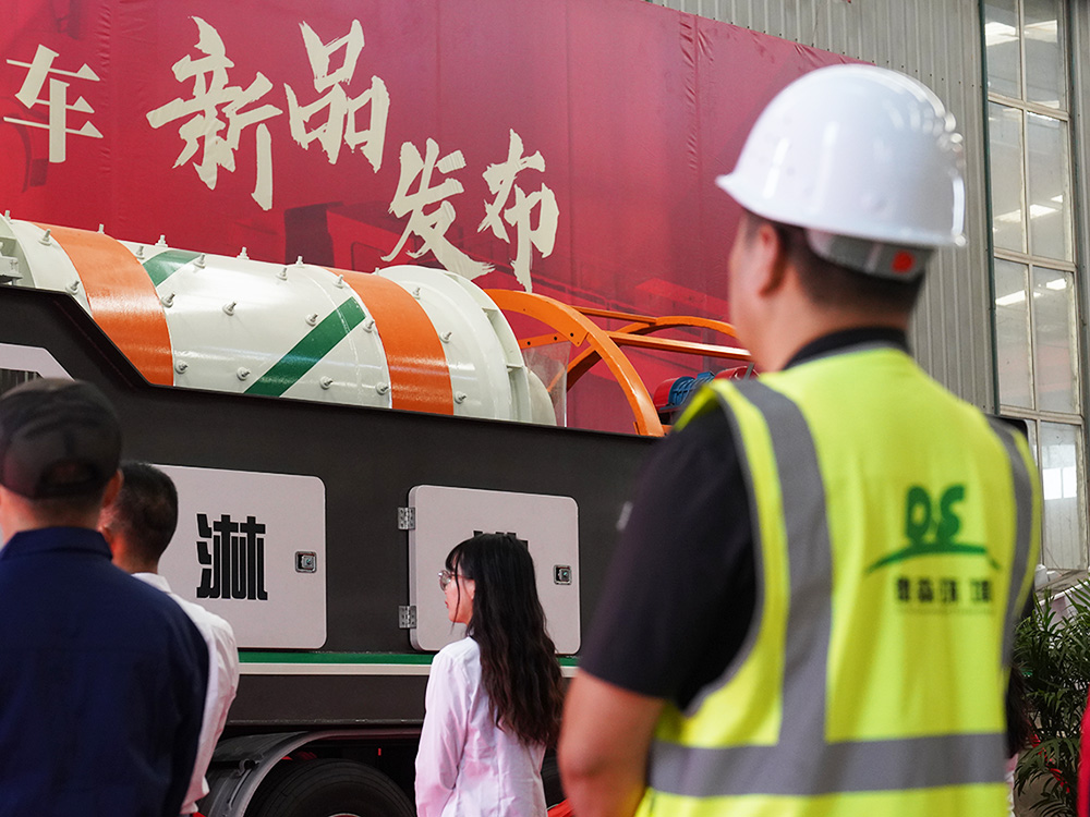 德森淋洗修復(fù)車(chē)